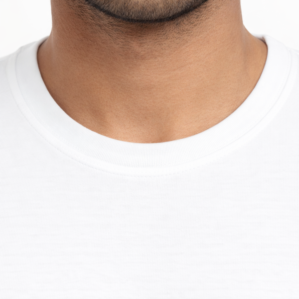 Men Solid White Round Neck Cotton Casual Tshirt